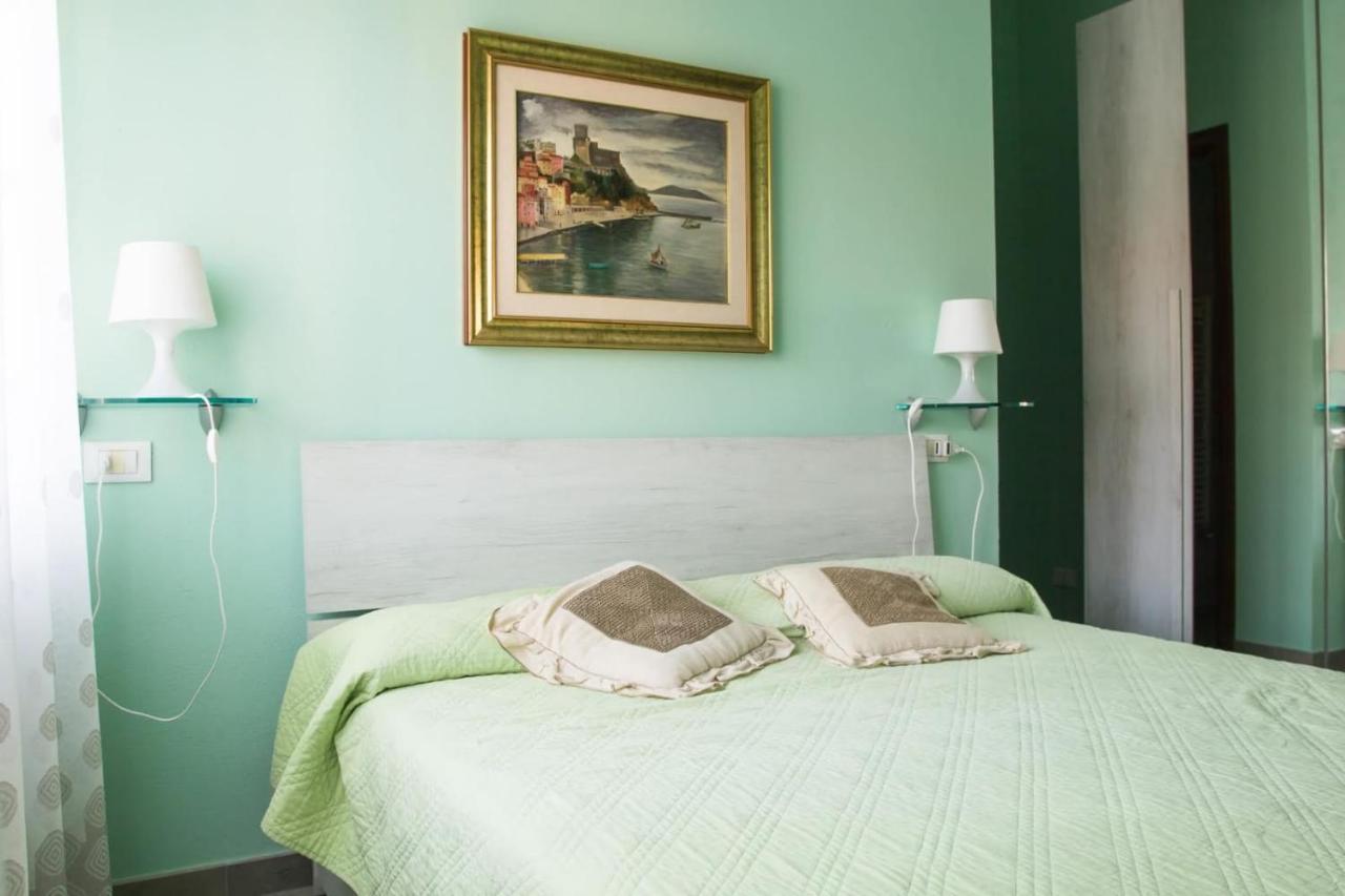 Bed and Breakfast Golfo Dei Poeti Леричі Екстер'єр фото